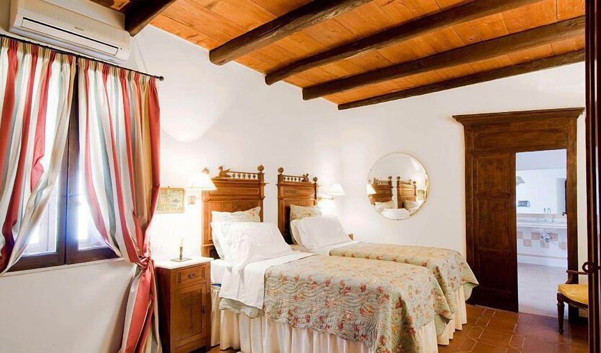 Hotel Lucrezia Riola Sardo Exterior foto